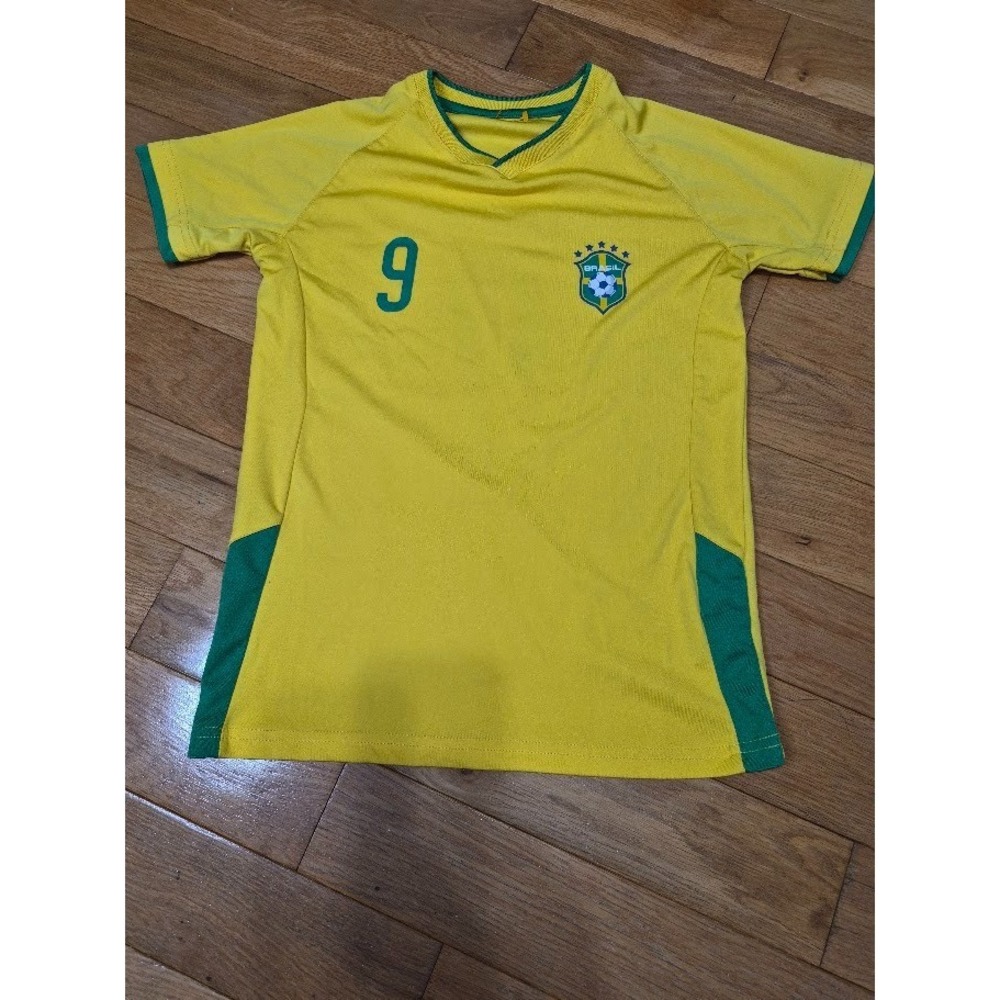 Brasil Soccer Youth Jersey Size 10/11 #9